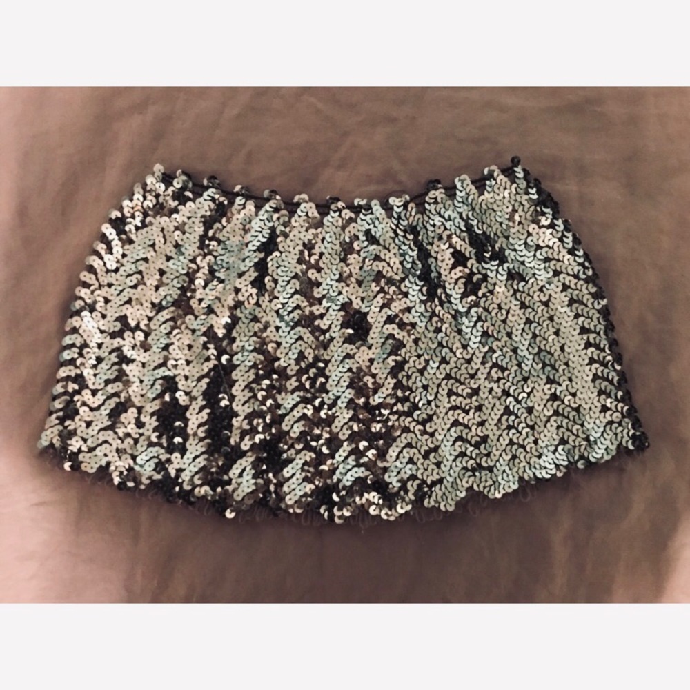 SOLD: Sequin crop top